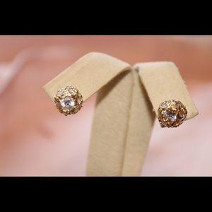 10kt Yellow Gold Stud Earrings w/ White Stones